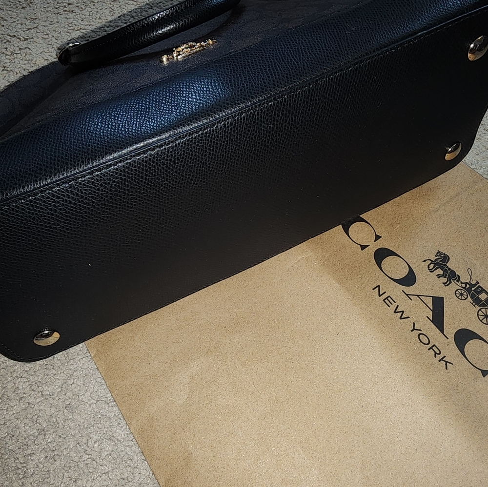 Coach Bag - Picture 4 of 6